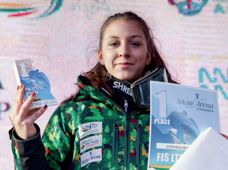 Olimpietės Neringos Stepanauskaitės slidinėjimo pamokos